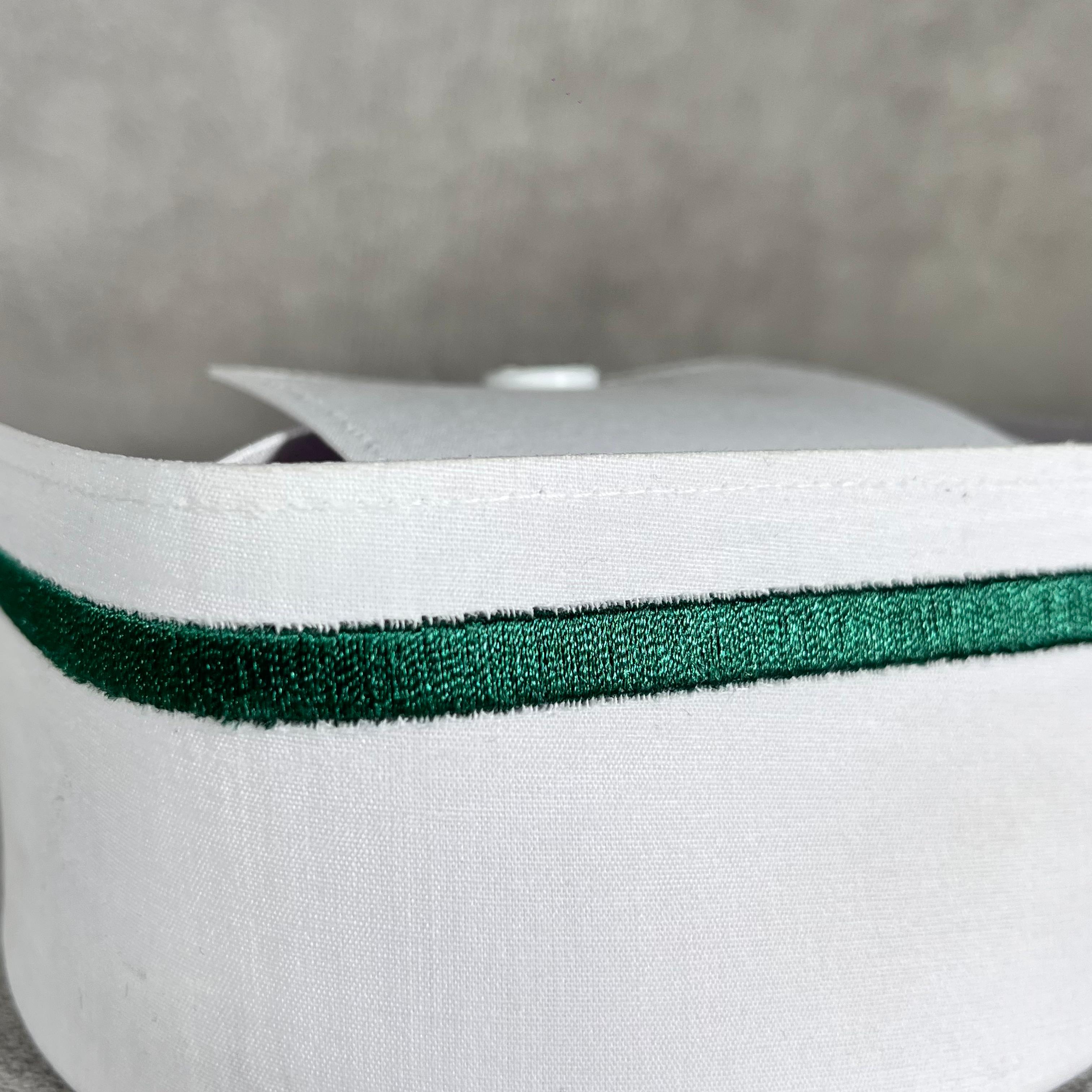 COFIA DE TELA BORDADA