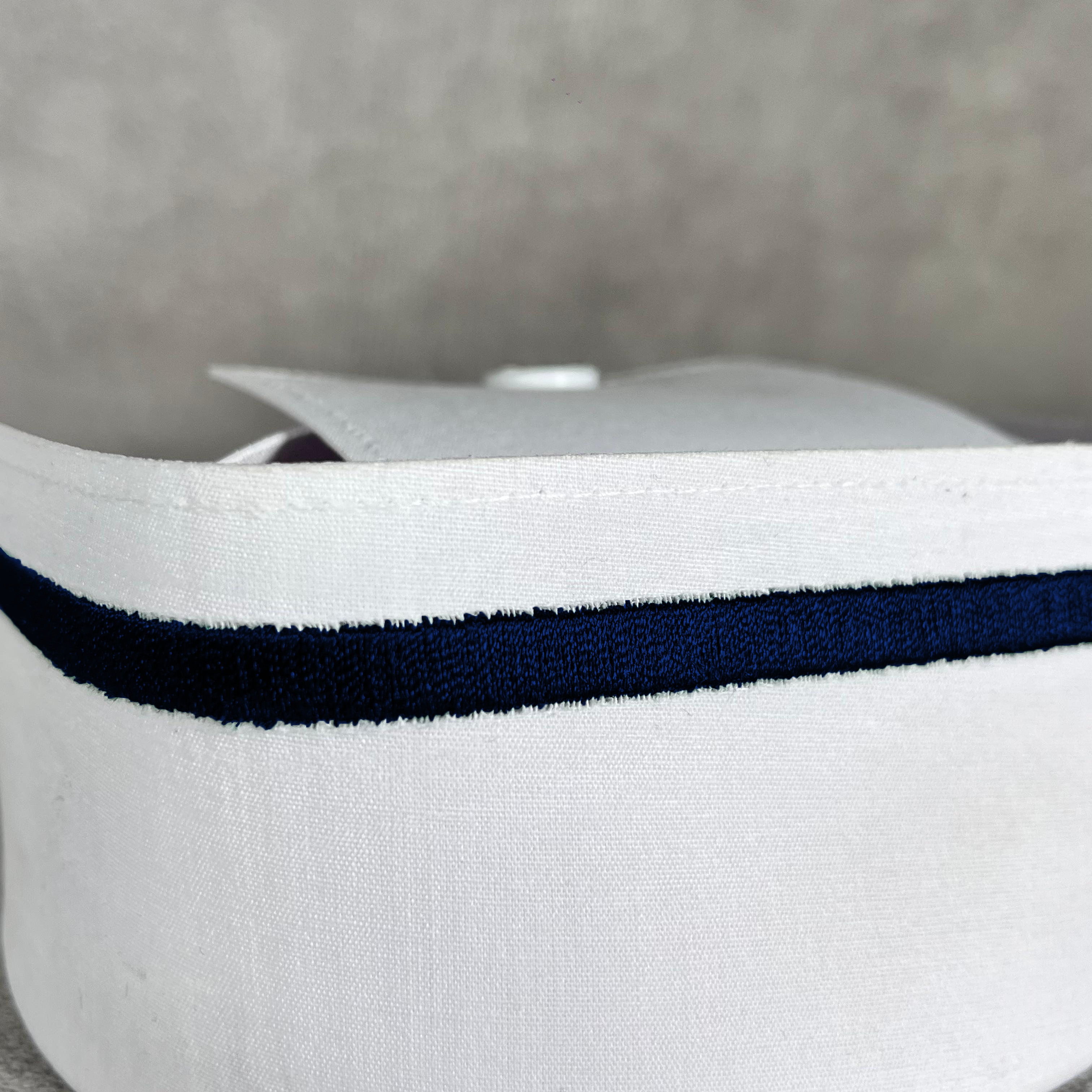 COFIA DE TELA BORDADA