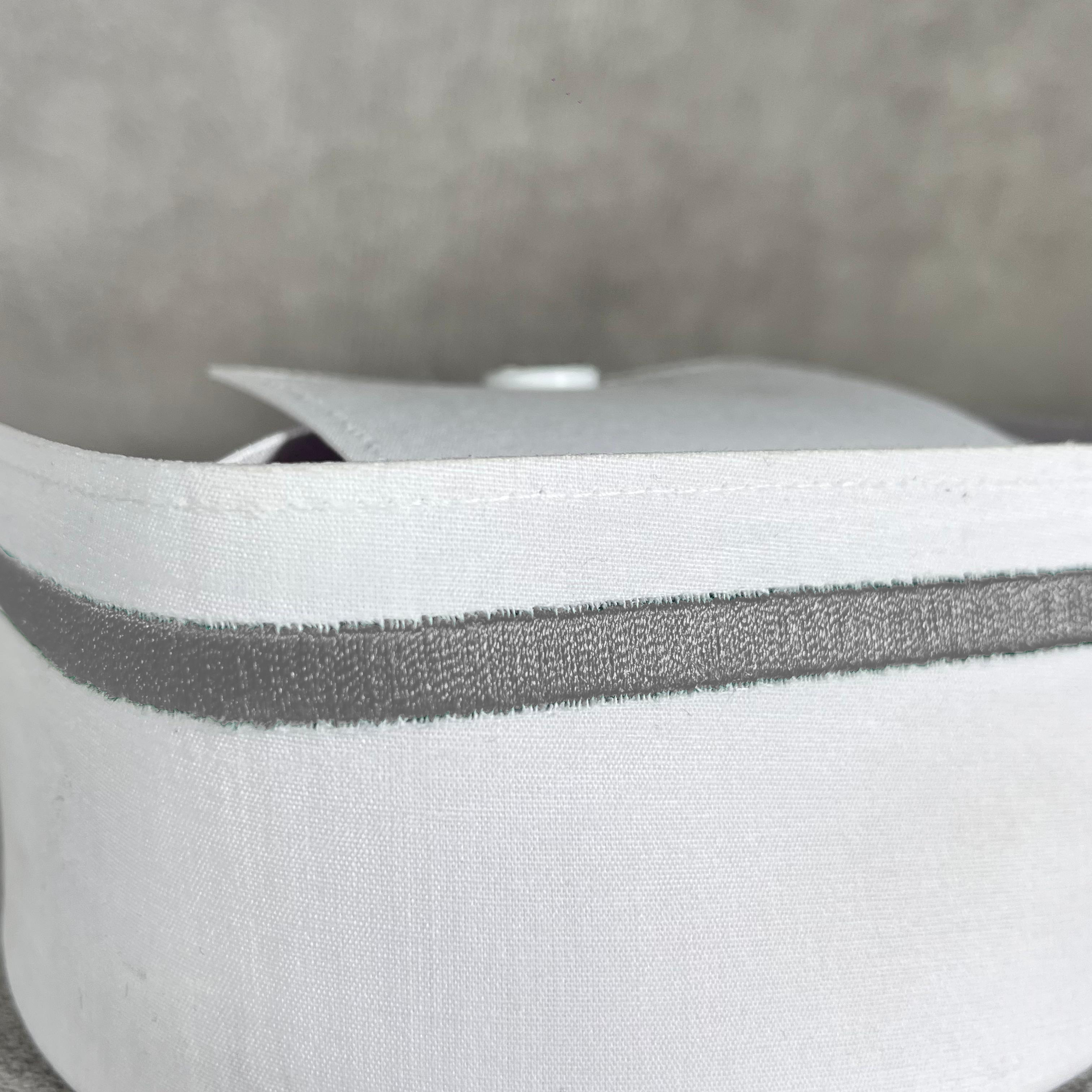 COFIA DE TELA BORDADA